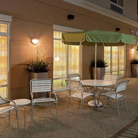 Fairfield Inn & Suites Lewisburg Restoran foto