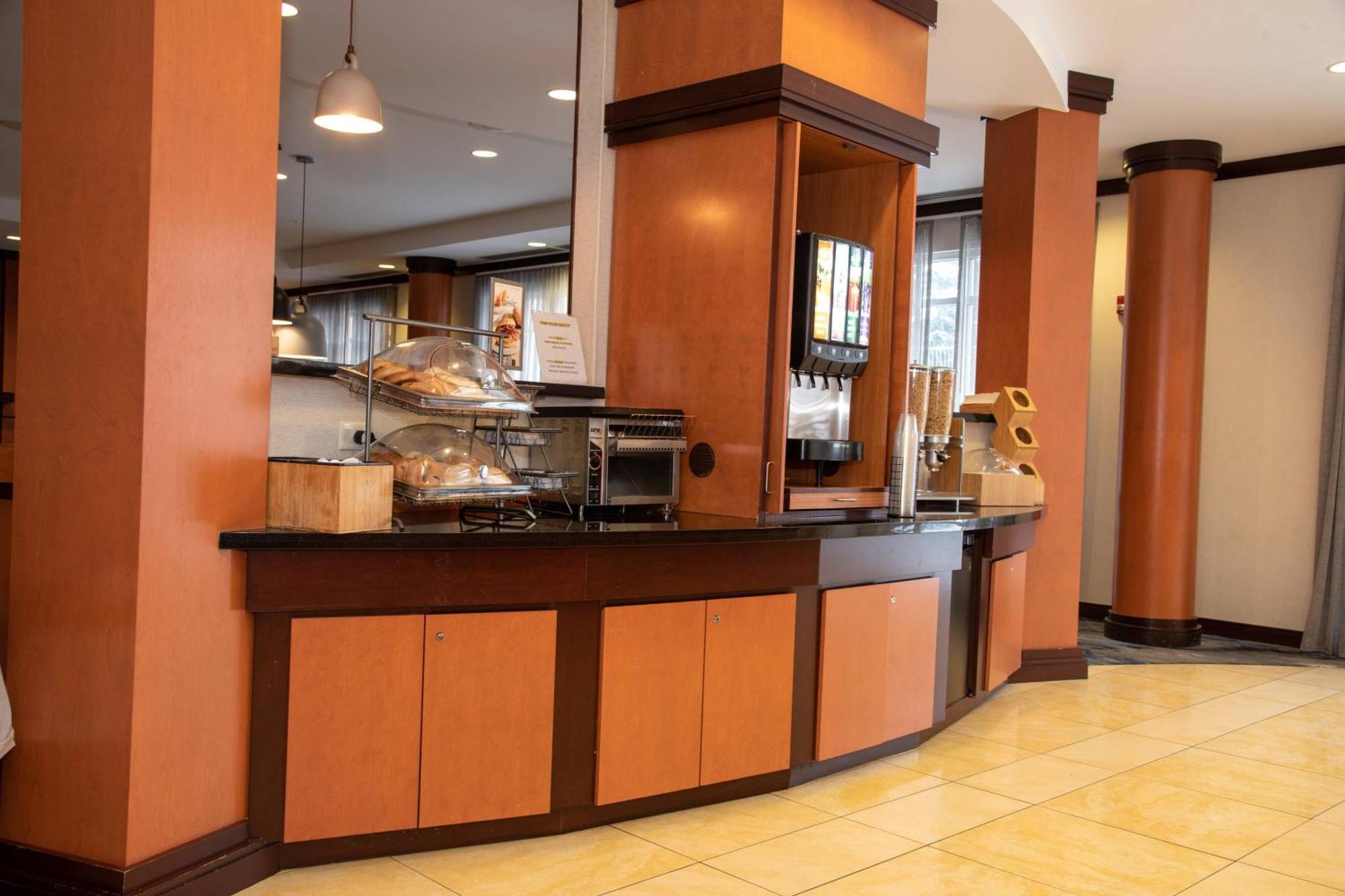 Fairfield Inn & Suites Lewisburg Bagian luar foto