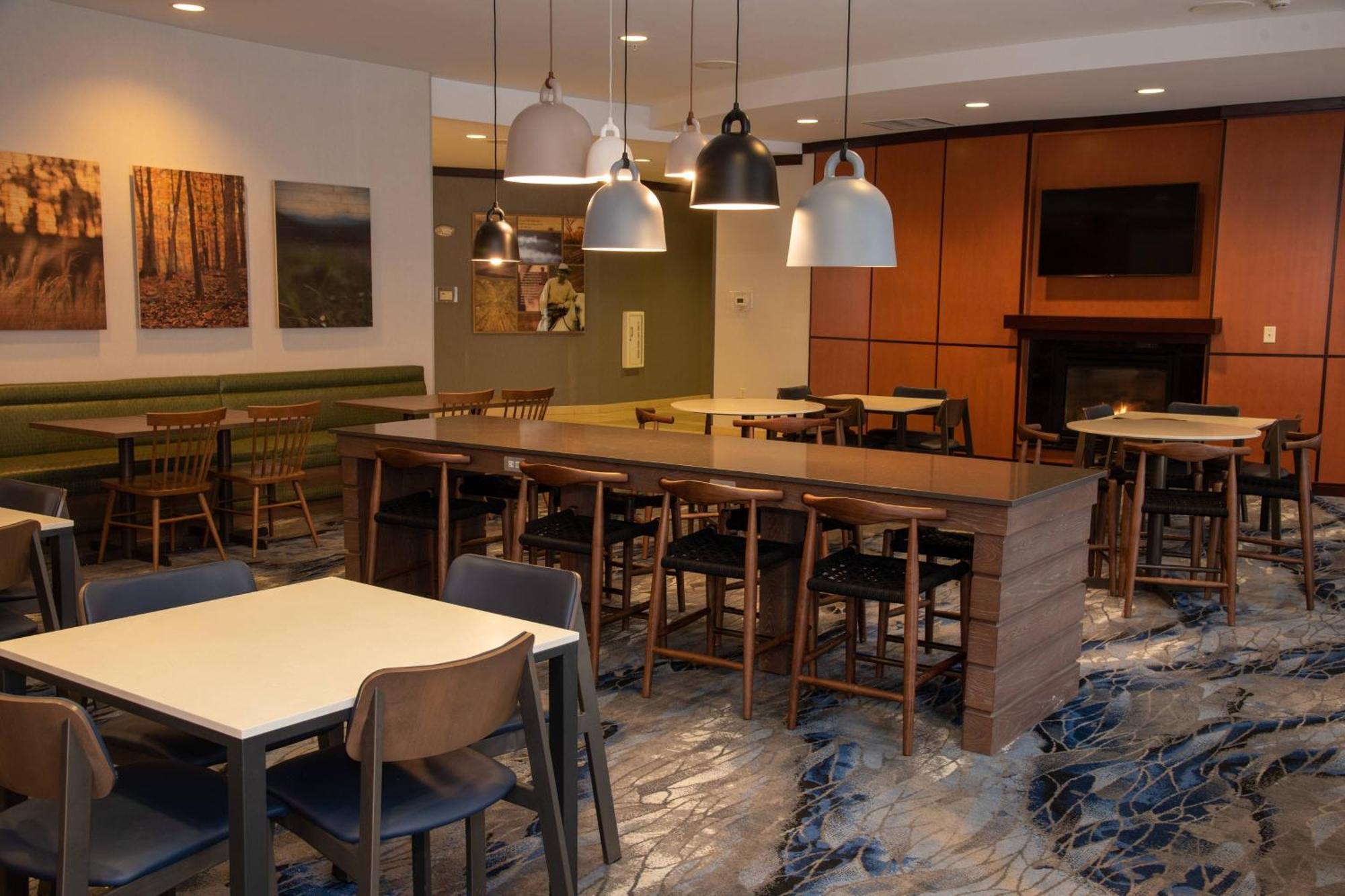Fairfield Inn & Suites Lewisburg Bagian luar foto